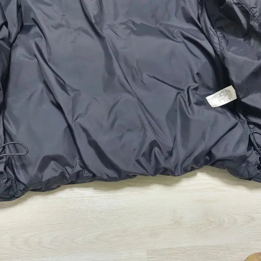 [BUNJANG] Lacoste Black Padded Jumper / 라코스테 블랙 패딩 점퍼