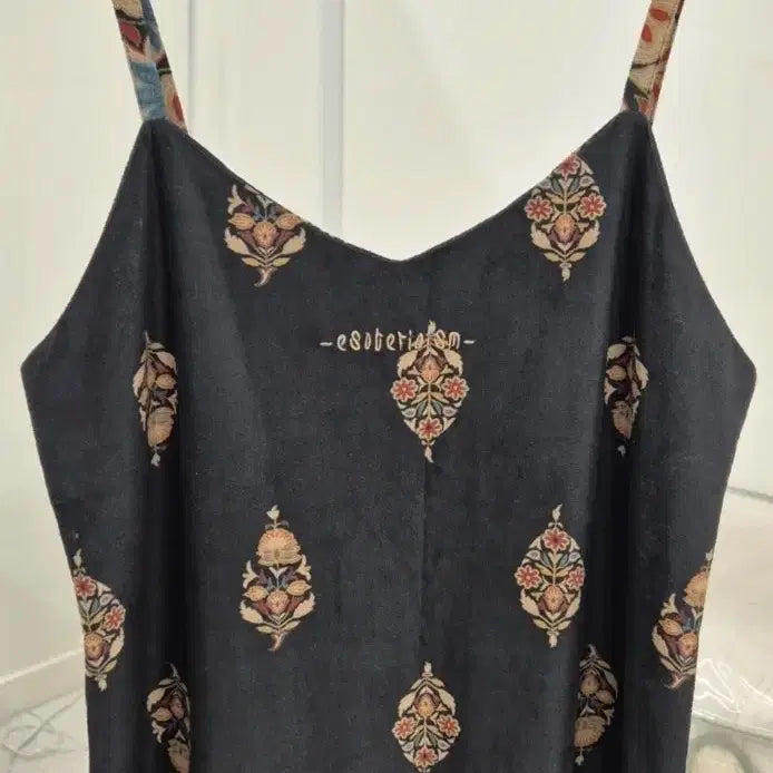[BUNJANG] Another A Ethnic Pattern Bohemian Style Cami Maxi Dress / 에스닉 패턴 보헤미안 스타일 끈나시 롱 원피스