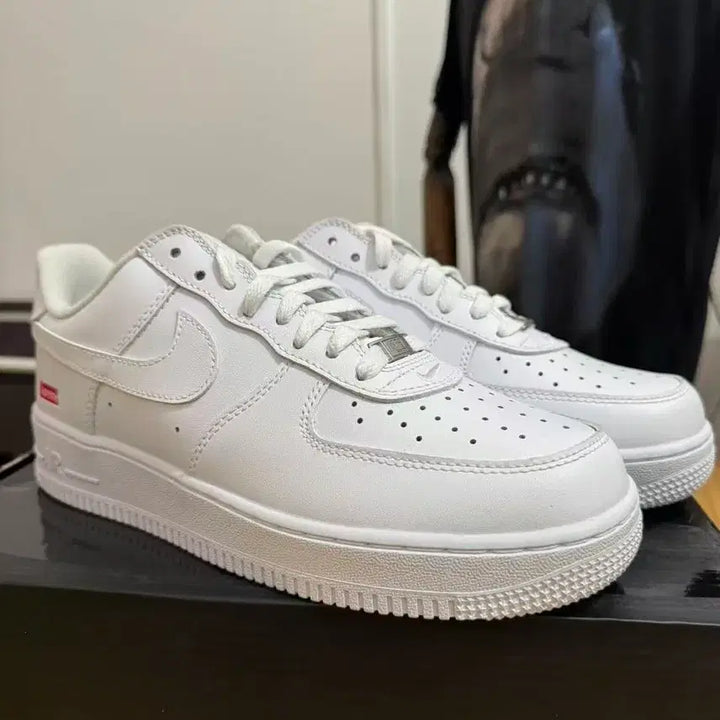 [BUNJANG] Nike x Supreme Air Force 1 Low White US 8 / 나이키 x 슈프림 에어포스 1 로우 화이트 260MM