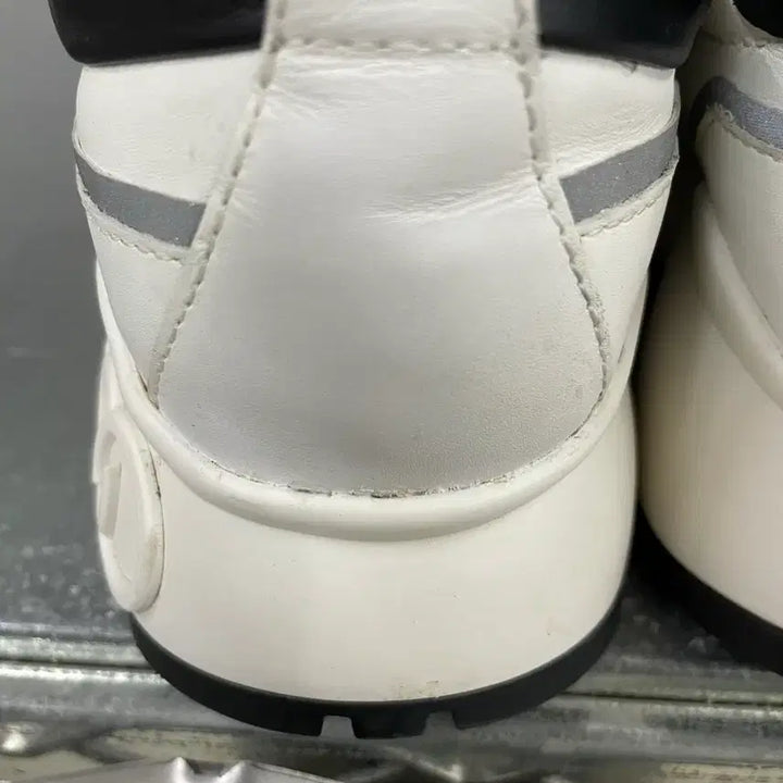 [BUNJANG] Jimmy Choo Glitter Sneakers / 지미추 글리터 스니커즈 35.5 (gr-4527)