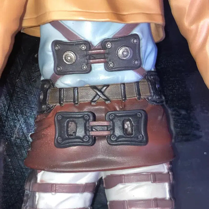 [BUNJANG] Attack on Titan Levi MSP Figure Set / 풀셋)진격의 거인 리바이 msp피규어+입체기동장치 고전쿠지넨도가챠룩업누이