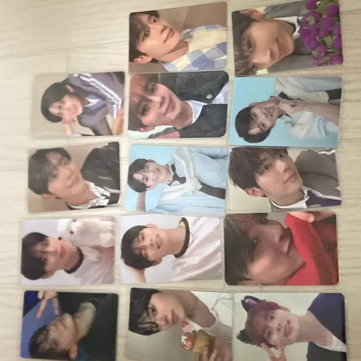 [SOLD OUT] 반택무료)유강민 포카 일괄