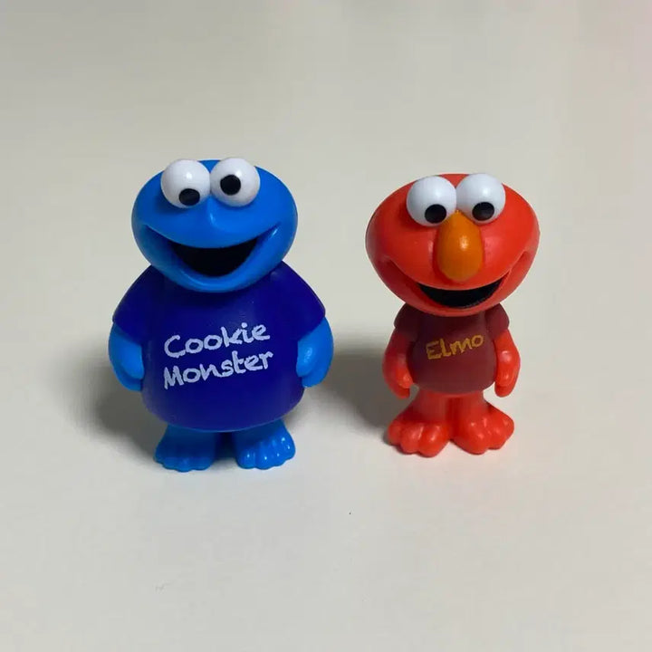 [BUNJANG] Elmo &amp; Cookie Monster Mini Figures Bundle Set / 엘모, 쿠키몬스터 미니 피규어 일괄