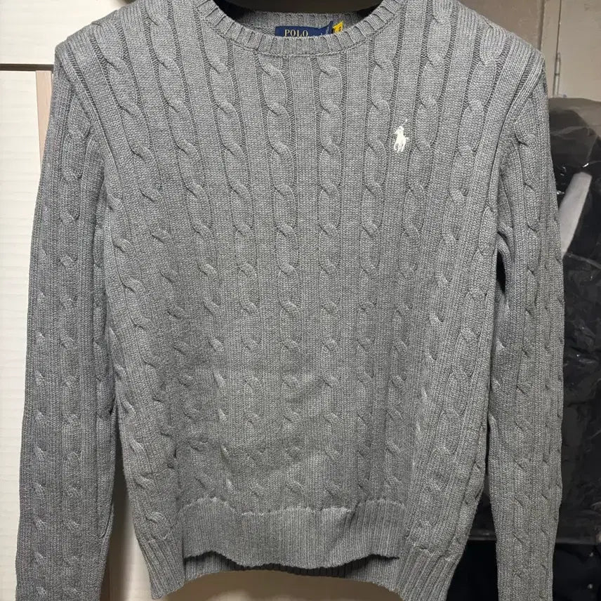 [SOLD OUT] 큐알정품) 폴로 여성용 케이블 니트 팝니다