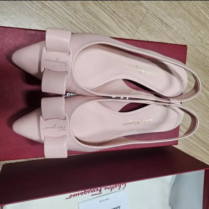 [BUNJANG] Ferragamo Viva Slingback Heels / 페레가모 비바 슬링백