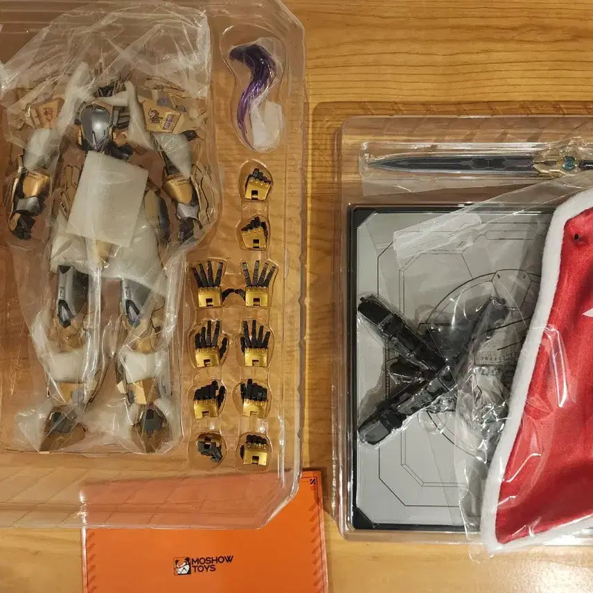 [BUNJANG] Moshou Toys Lancelot Gold Version Figure / (개봉)모쇼토이즈 랜슬롯 한정판 골드버전