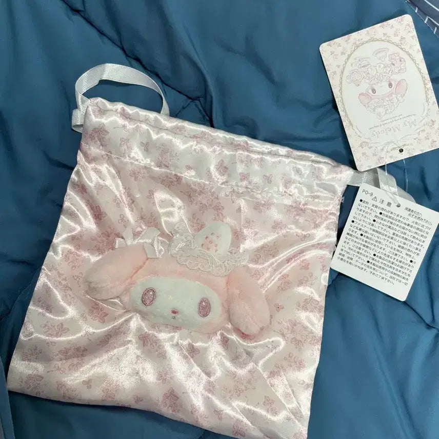 [BUNJANG] My Melody Shiroichigo Drawstring Pouch / 마이멜로디 시로이치고 복조리 파우치