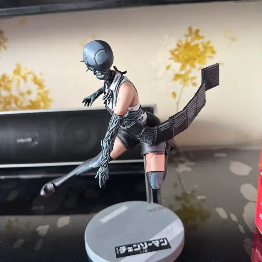 [BUNJANG] Chain saw Man Re-painted Figure / 체인소맨 레제편 밤 피규어 리페인트 제일복권 b상