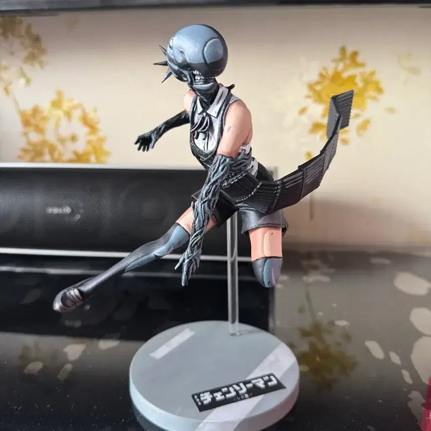 [BUNJANG] Chain saw Man Re-painted Figure / 체인소맨 레제편 밤 피규어 리페인트 제일복권 b상