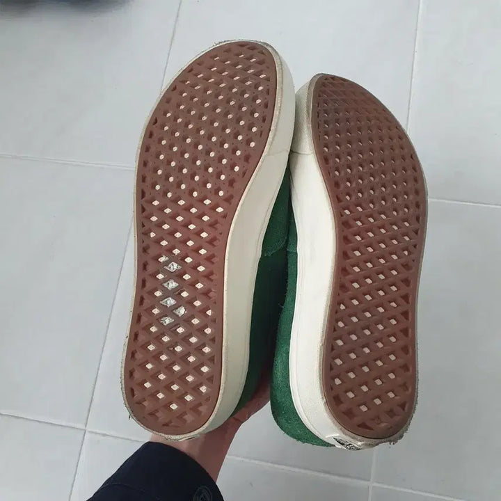 [BUNJANG] Vans Authentic Comfycush Suede Sneakers / 반스 어센틱 컴피쿠시 스웨이드 그린