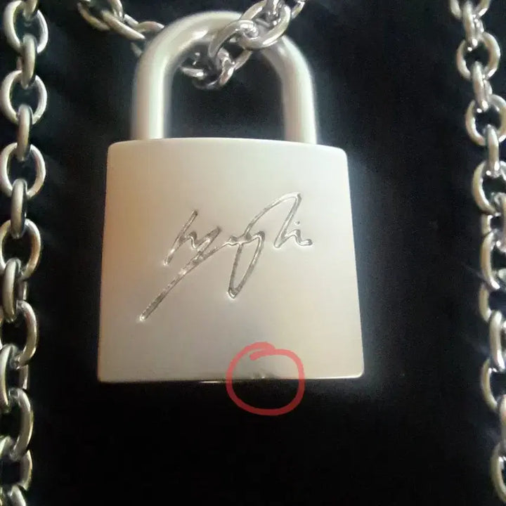 [SOLD OUT] 스트레이 키즈 현진 목걸이