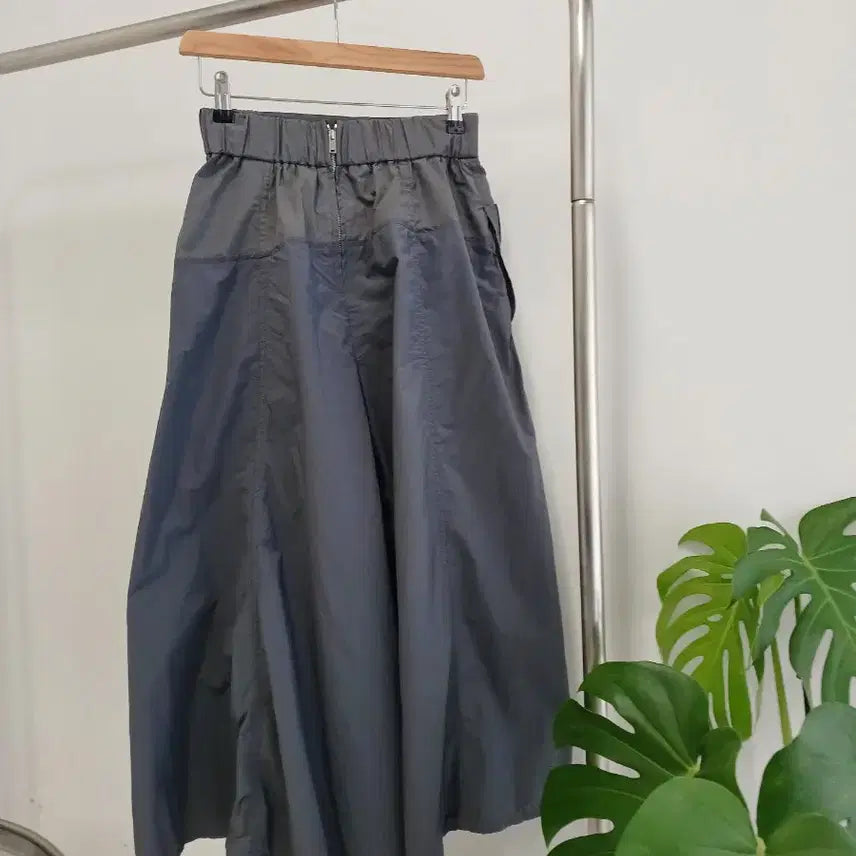 [BUNJANG] Hansome System Slit Skirt / 한섬 시스템 23년 슬릿 스커트