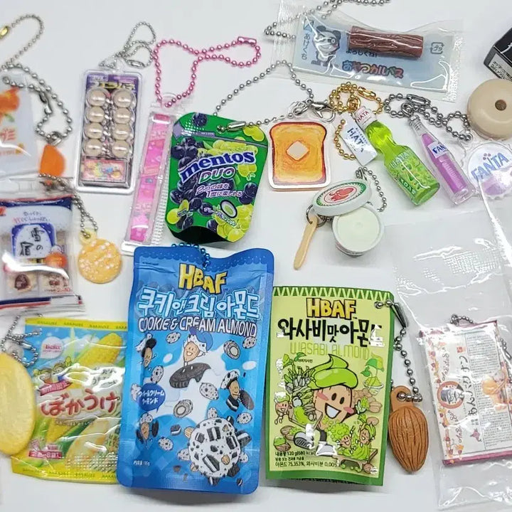 [BUNJANG] Japanese Snack Miniature Keyring Bundle Set / [일본정품가챠] 간식 미니어처 키링 17개 세트 일괄 3.2