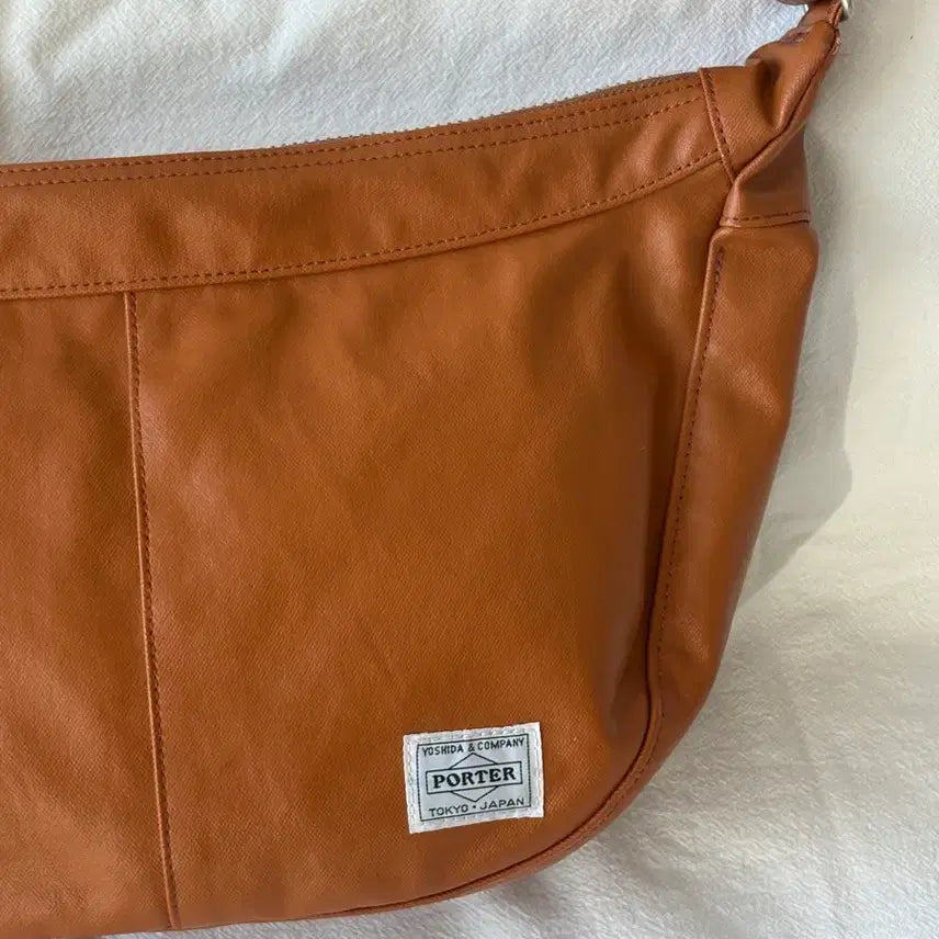 [SOLD OUT] PORTER FREE STYLE Shoulder Bag  (Camel)