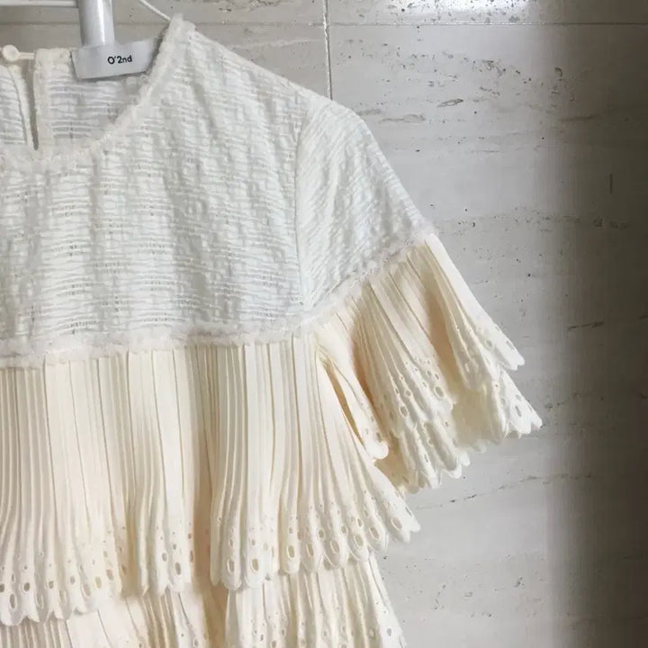 [SOLD OUT] 오즈세컨 플리츠 블라우스 55