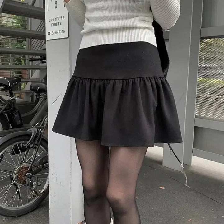 [BUNJANG] Anyonemore Holic Flare Mini Skirt / 에이블리 애니원모어 홀릭 플레어 미니 스커트