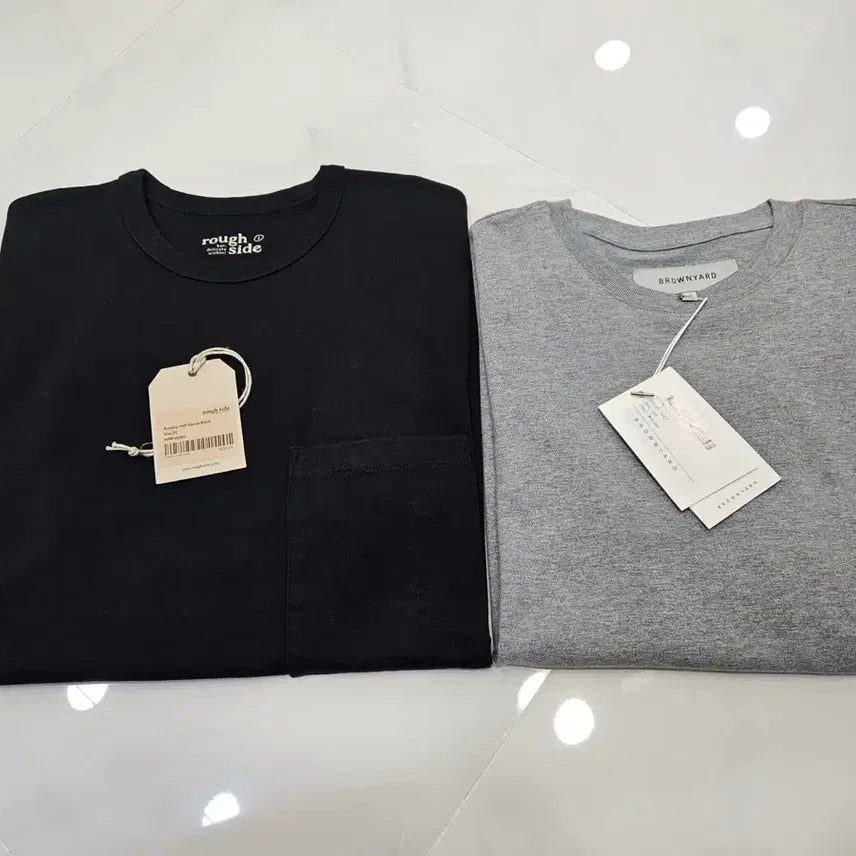 [SOLD OUT] (새상품) 러프사이드 반팔 블랙, 브라운야드 반팔 그레이