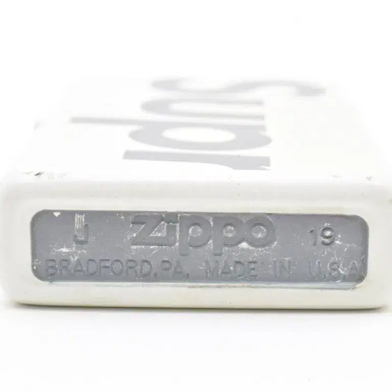[BUNJANG] Supreme Zippo Lighter Used Item / 슈프림 지포 라이터 Supreme ZIPPO 사용감 있는 중고제품 팝니다