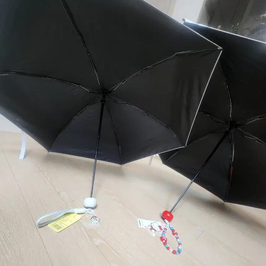 [BUNJANG] Crayon Shin-chan &amp; Hello Kitty Umbrella/Sunshade / 짱구&amp;키티 (양산/우산)
