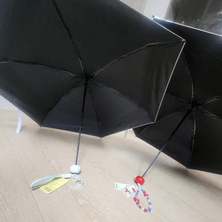 [BUNJANG] Crayon Shin-chan &amp; Hello Kitty Umbrella/Sunshade / 짱구&amp;키티 (양산/우산)