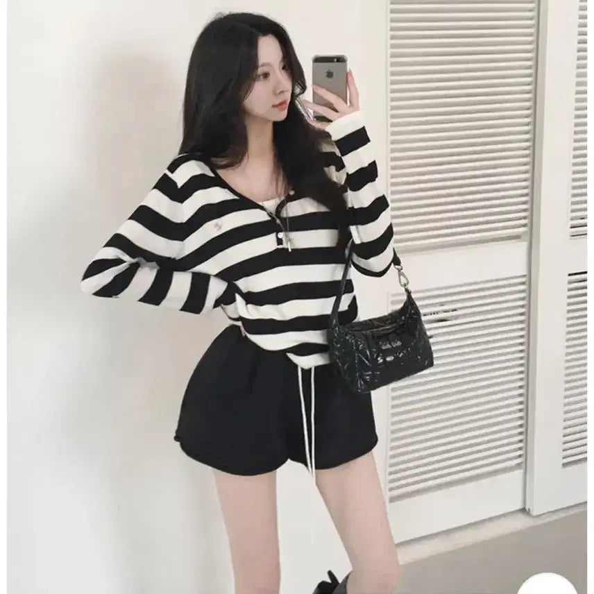 [BUNJANG] Holy Layered Striped Knit / 홀리 레이어드 단가라 니트