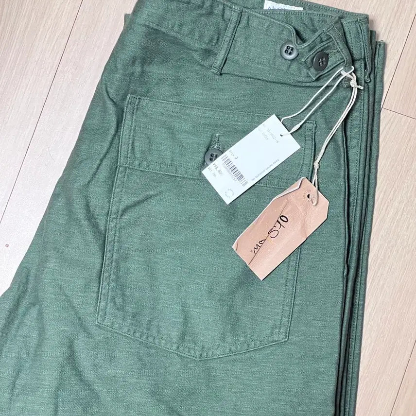[SOLD OUT] 오어슬로우 퍼티그 레귤러핏 3사이즈 새상품 팝니다.
