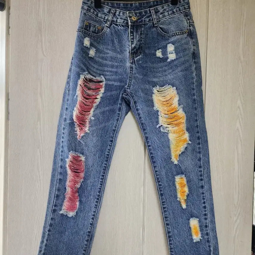 [BUNJANG] Coca-Cola Hipster Damage Jeans / 코카콜라 힙스터 데미지 청바지