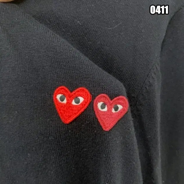 [BUNJANG] Comme des Garcons Double Heart Patch Cardigan / XL 꼼데가르송 플레이 더블 하트 와펜 가디건