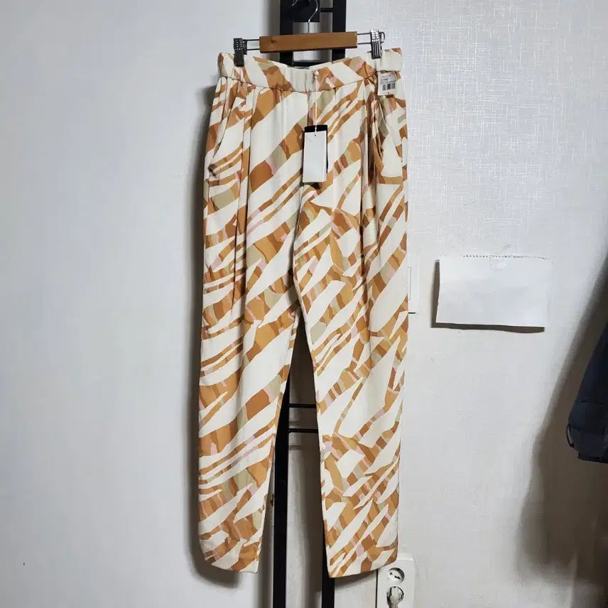 [SOLD OUT] 3.3.1필립림 실크팬츠