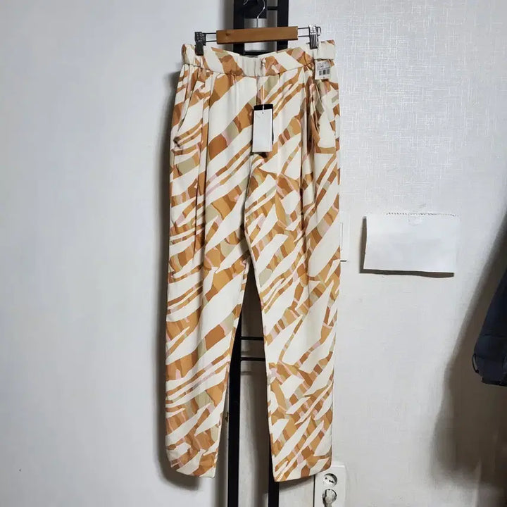 [SOLD OUT] 3.3.1필립림 실크팬츠