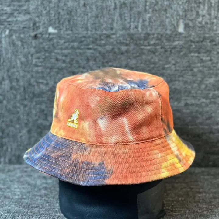 [BUNJANG] Kangol Tie-Dye Bucket Hat / 캉골 타이 다이 버킷햇 M