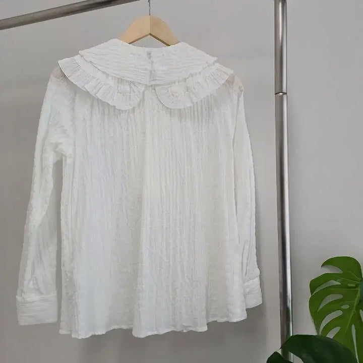 [SOLD OUT] 한섬 오즈세컨 프릴 블라우스