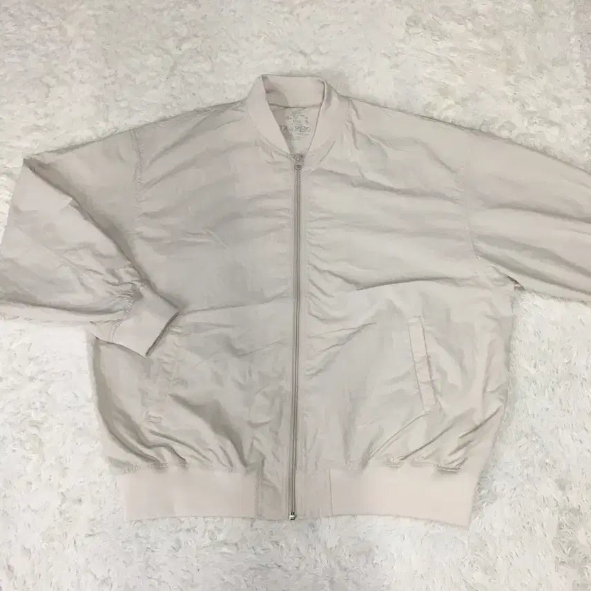 [SOLD OUT] 무인양품 경량 바람막이 만원샵 DD17