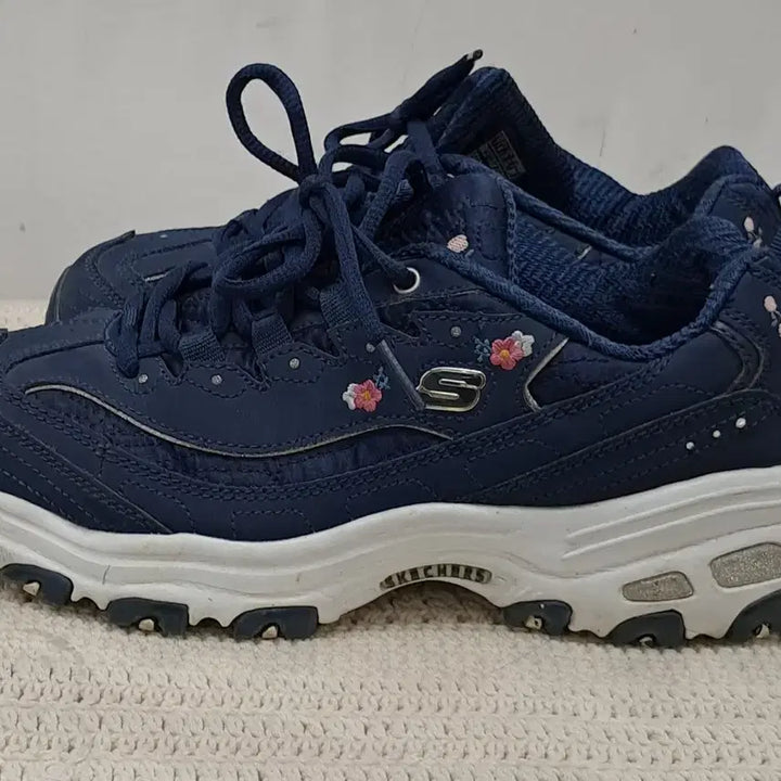 [BUNJANG] Skechers Navy Sneakers 240 / 스켓쳐스 운동화  240