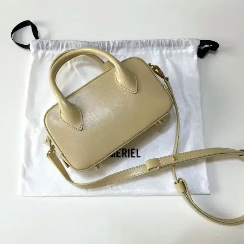 [SOLD OUT] 드메리엘 볼링백 스몰 버터(새제품)