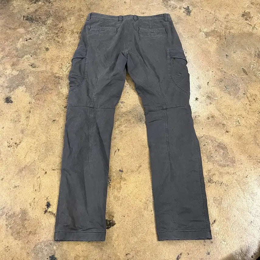 [SOLD OUT] [정품/86] C.P. 컴퍼니 카고 바지 블랙