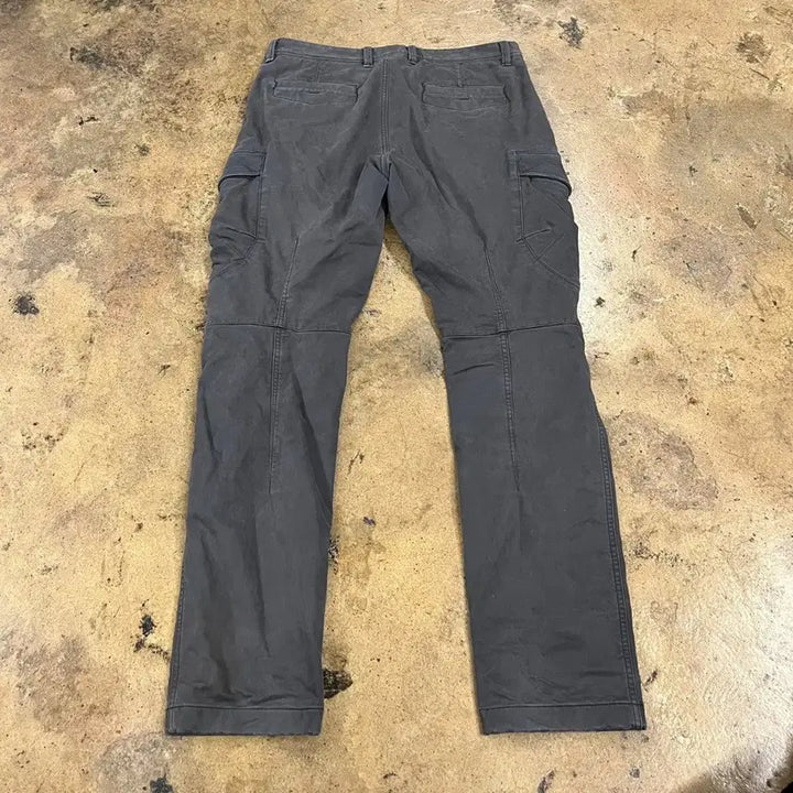 [SOLD OUT] [정품/86] C.P. 컴퍼니 카고 바지 블랙