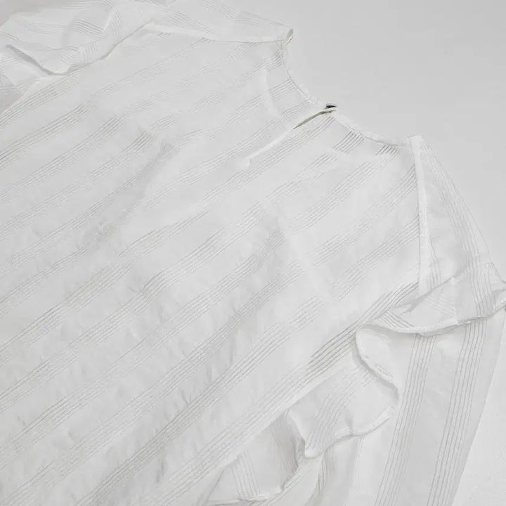 [BUNJANG] Sisley Ruffle Blouse / 시슬리 러플 블라우스
