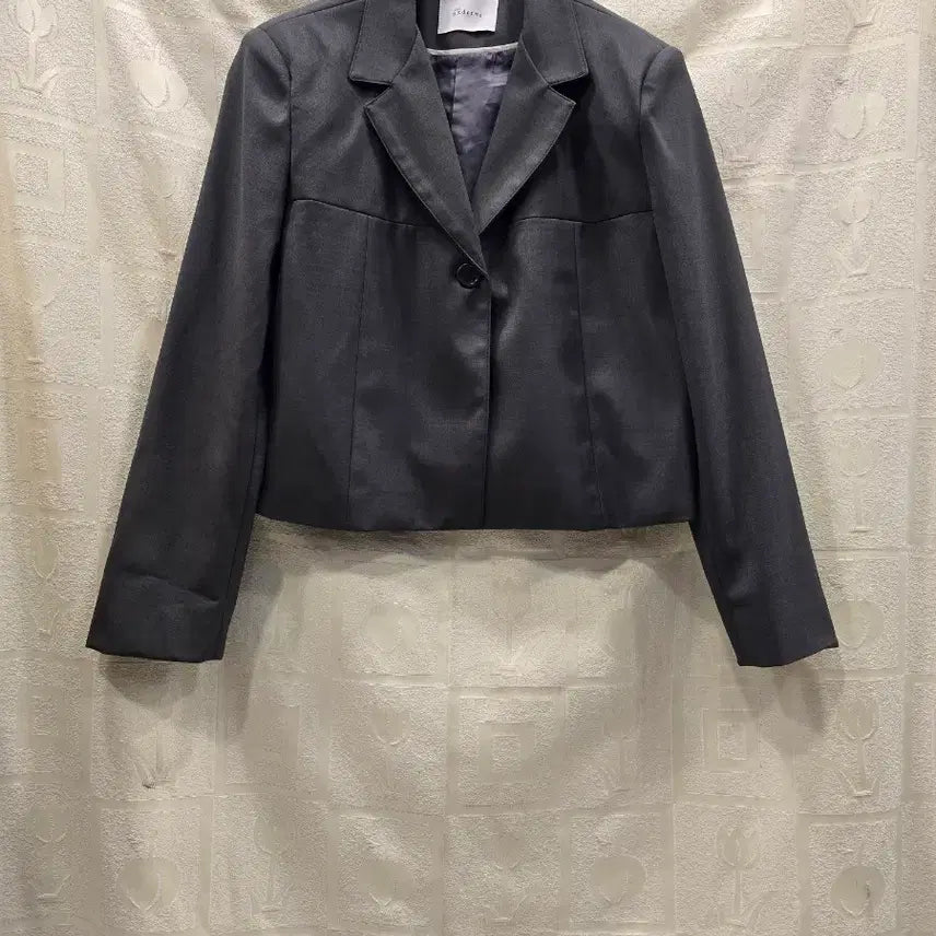 [BUNJANG] Undervi Crop Jacket (55-66) / 거의새거) 언더비 undervi 크롭 자켓 55~66