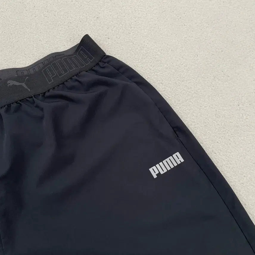 [SOLD OUT] L 퓨마 우븐 반바지 B.4552
