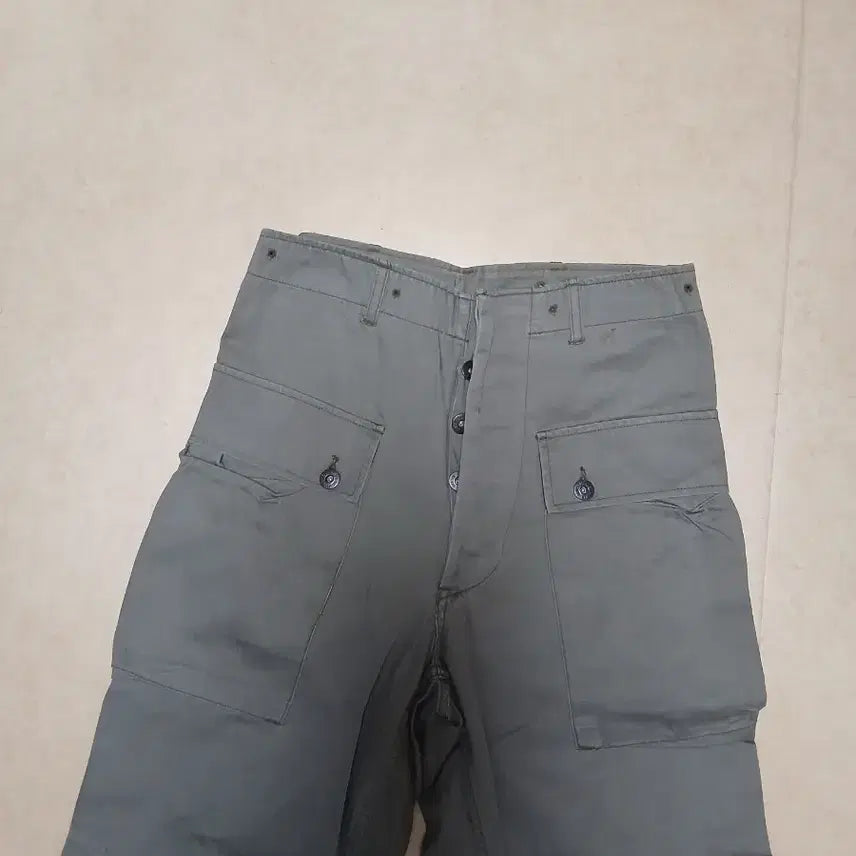 [SOLD OUT] 밀리터리 스타일 카고 와이드 팬츠