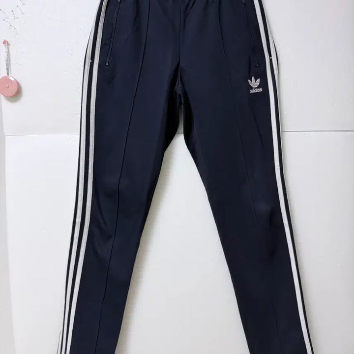 [BUNJANG] 아디다스(adidas) 유로파 트레이닝 팬츠 네이비M / 아디다스(adidas) 유로파 트레이닝 팬츠 네이비M