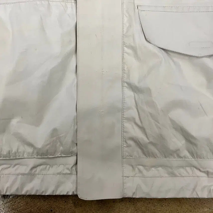 [BUNJANG] National Geographic Beige Windbreaker Jacket / [정품/S] 내셔널지오그래픽 베이지색 바람막이 점퍼