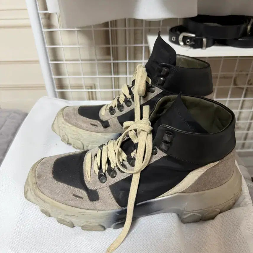 [BUNJANG] Rick Owens Larry Tractor Sole Sneakers (Spray Custom) / [41] 릭 오웬스 19F/W 래리 트랙터솔 스니커즈 (스프레이 커스텀