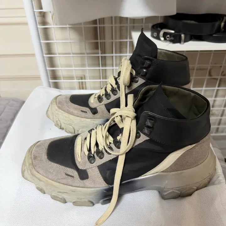 [BUNJANG] Rick Owens Larry Tractor Sole Sneakers (Spray Custom) / [41] 릭 오웬스 19F/W 래리 트랙터솔 스니커즈 (스프레이 커스텀