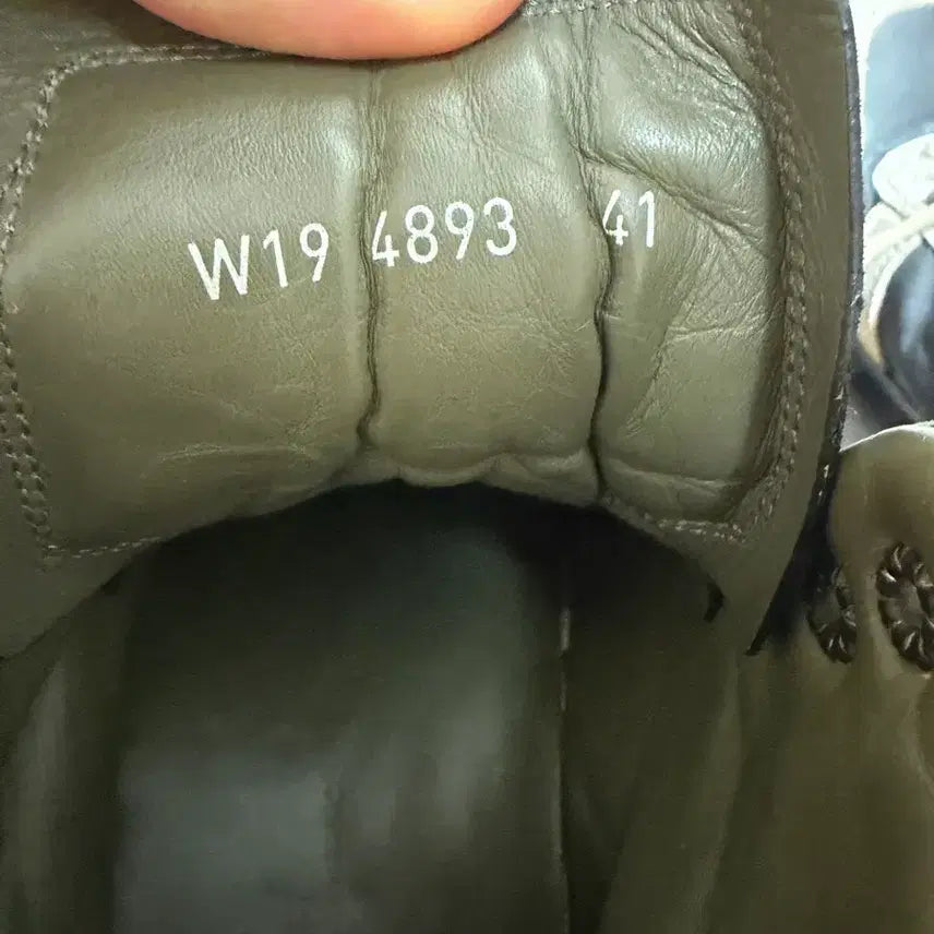 [BUNJANG] Rick Owens Larry Tractor Sole Sneakers (Spray Custom) / [41] 릭 오웬스 19F/W 래리 트랙터솔 스니커즈 (스프레이 커스텀