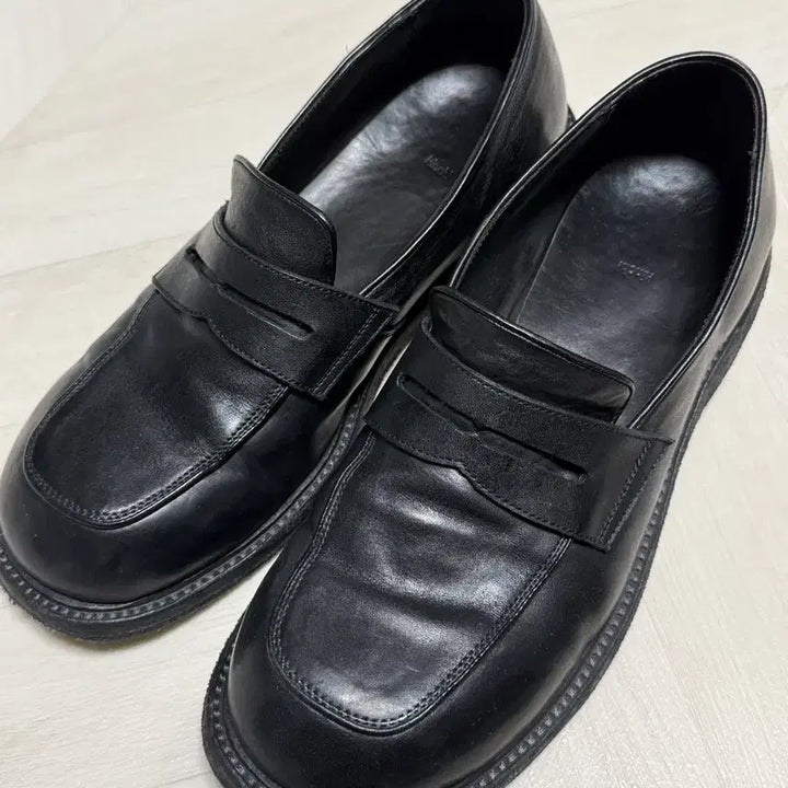 [SOLD OUT] 킨치 500 로퍼 255사이즈