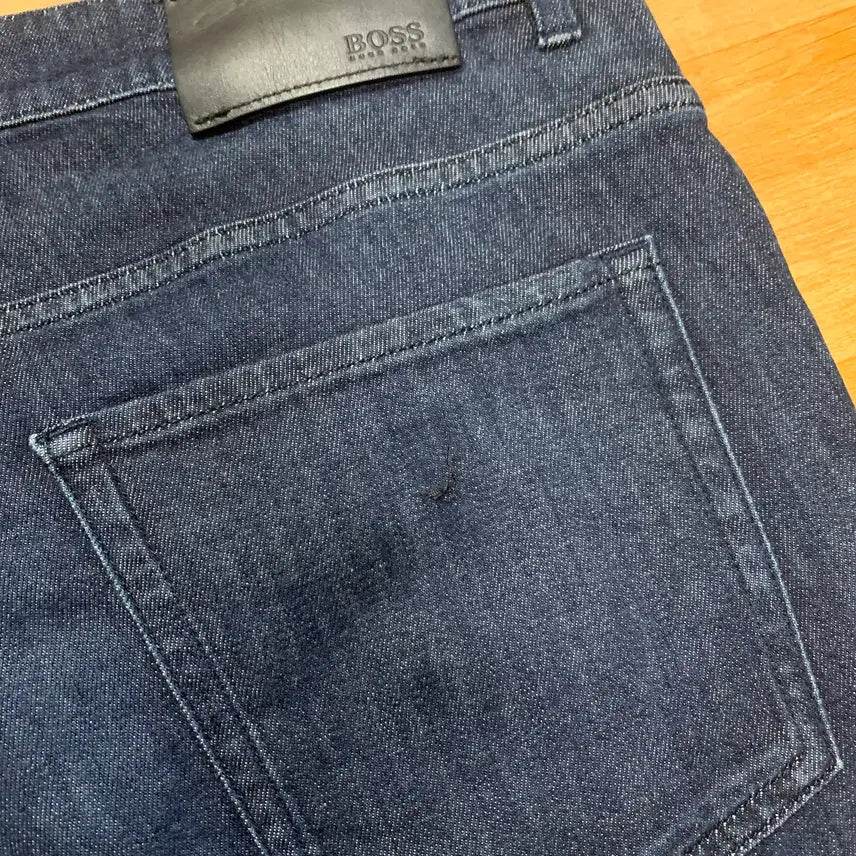 [BUNJANG] BOSS Hugo Boss Light Weight Denim Pants / BOSS-HUGO BOSS 보스-휴고 보스 라이트 웨이트 데님팬츠