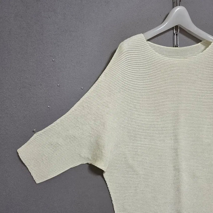 [BUNJANG] Eva Cube Pleated T-Shirt FF / 에바큐브 플리츠 티셔츠 FF    n4719