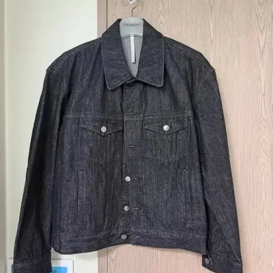 [BUNJANG] Noir Oversized Crop Denim Jacket Black / 노이어 오버핏 크롭 데님 자켓 블랙